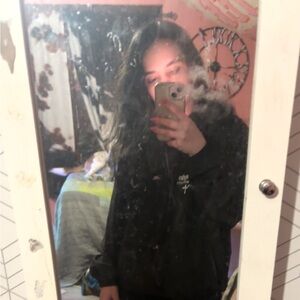 Meet your Posher, Lea